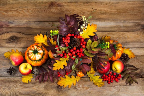 Thanksgiving table
