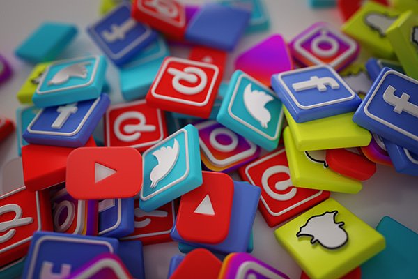 social media for promoting your rental