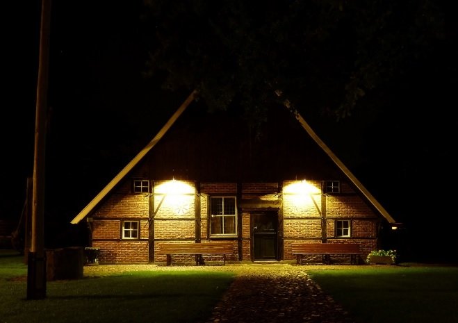 outdoor light for house