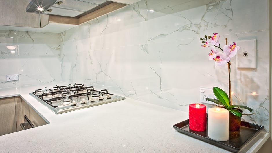 Composite kitchen backsplash