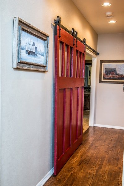 Sliding door