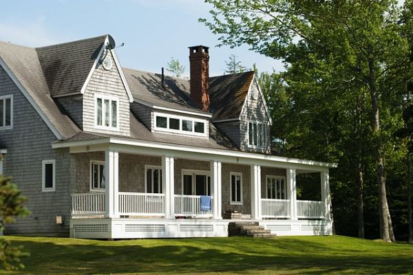 colonial house