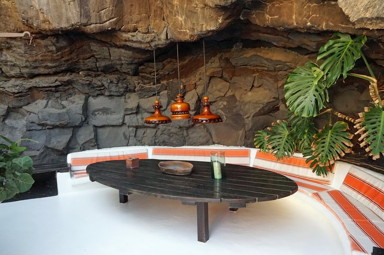 outdoor pendant lighting