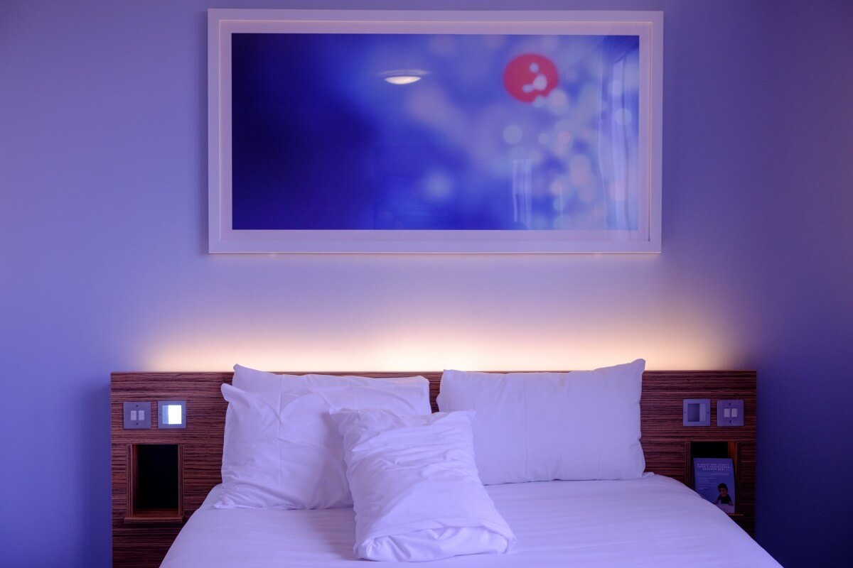 smart light bulbs
