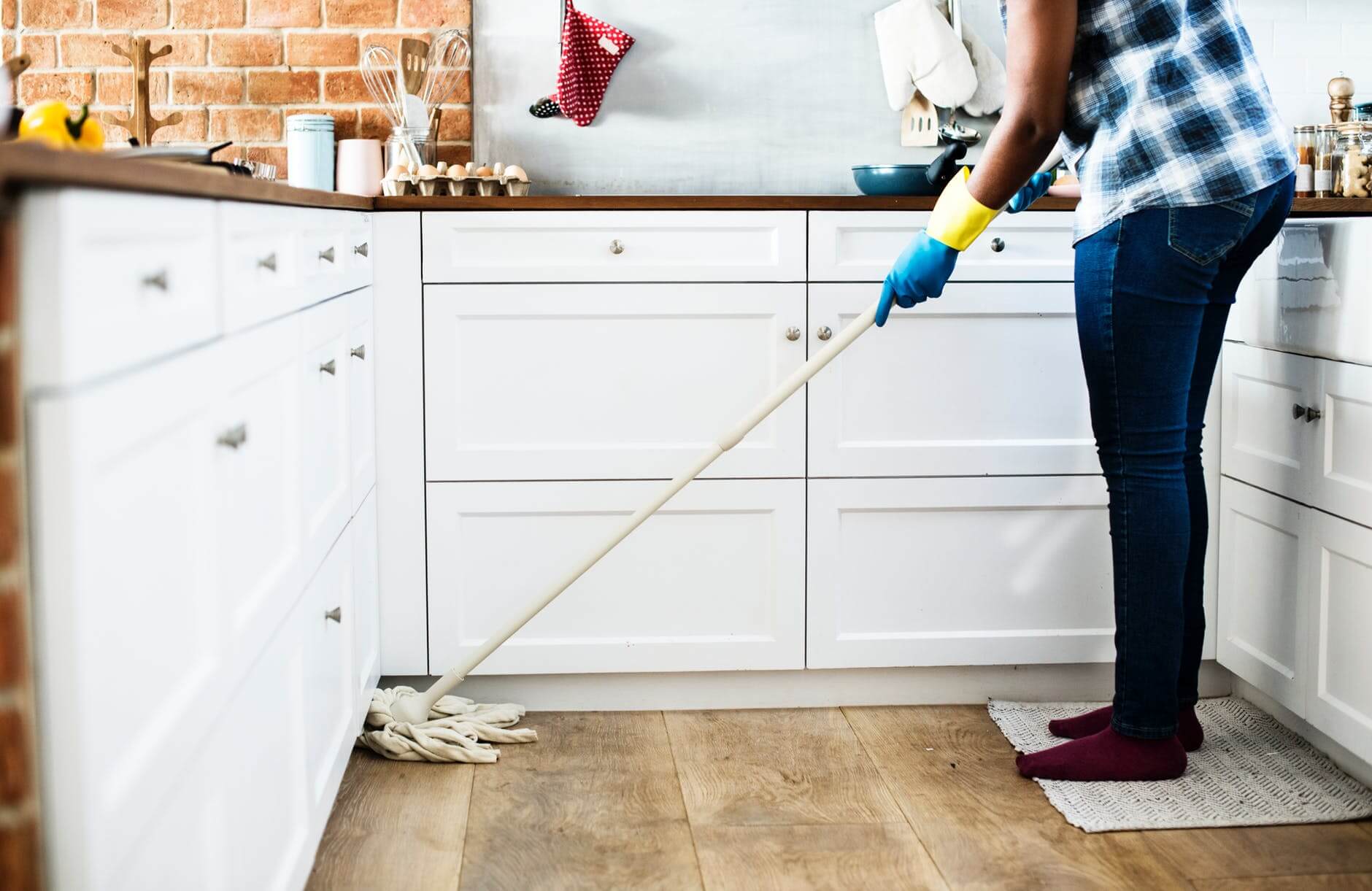 wood floor cleaner