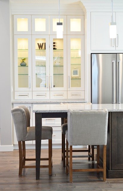 glass kitchen cabinet