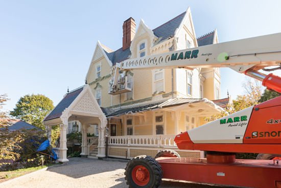 painting house