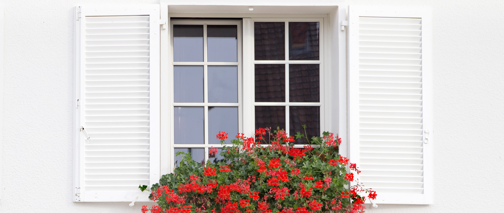 4 Interior Window Trim Styles That Are Elegant and Functional