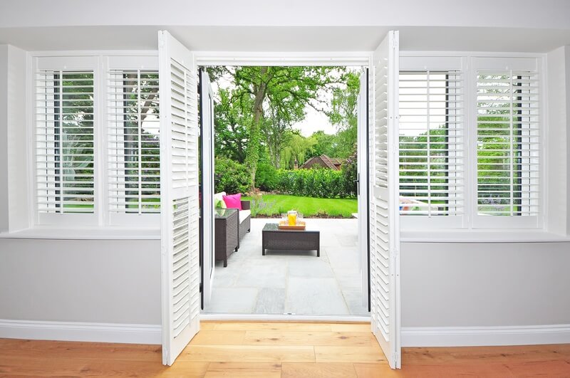 Colonial shutters