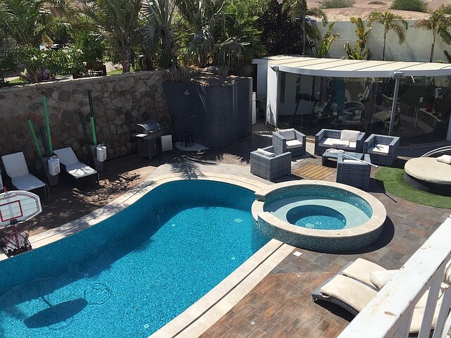 contemporary pool design
