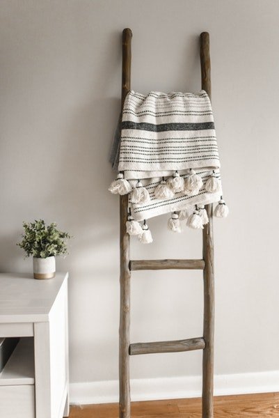 wooden ladder decor