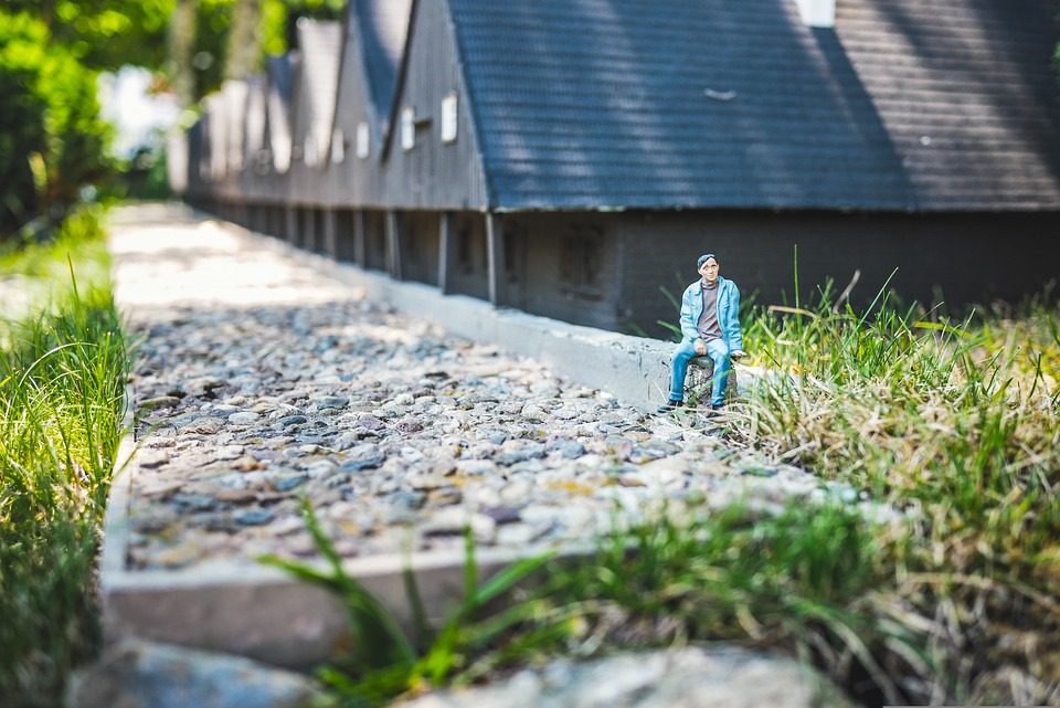 Gravel walkway