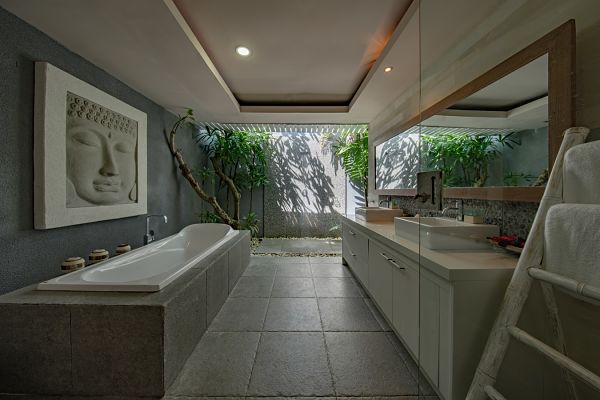bathroom wall art