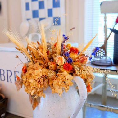 Dried flower bouquet