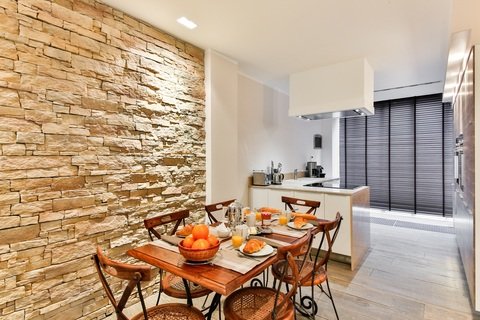 Large kitchen windows