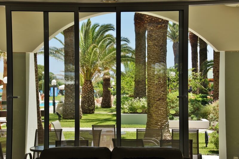 Sliding door