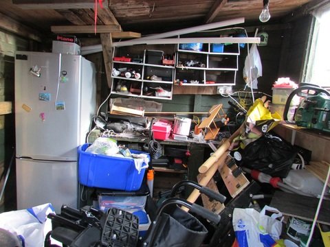 De-clutter