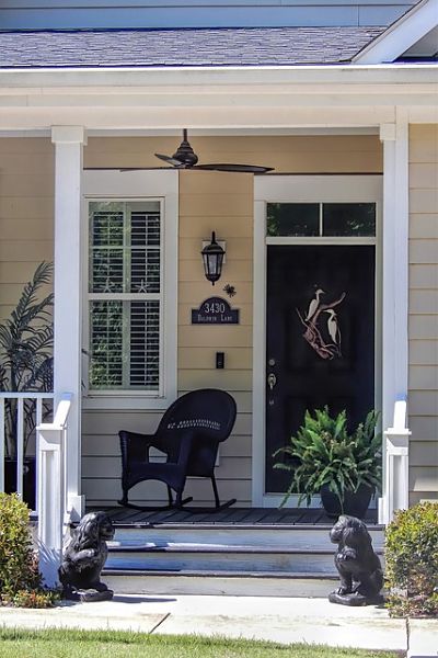 decor small porch