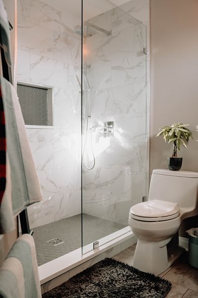 bathroom wall color