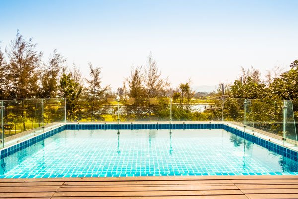 Above ground pool