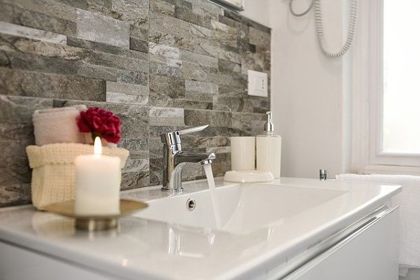 bathroom candles