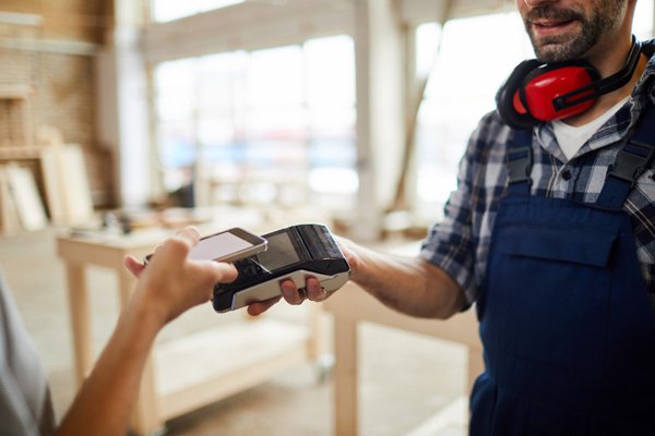 best way to pay contractors