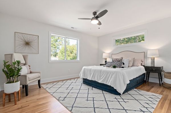 bedroom rug placement