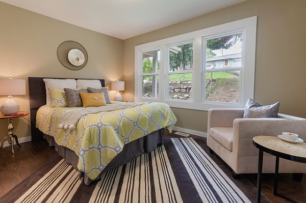 small bedroom rug placement