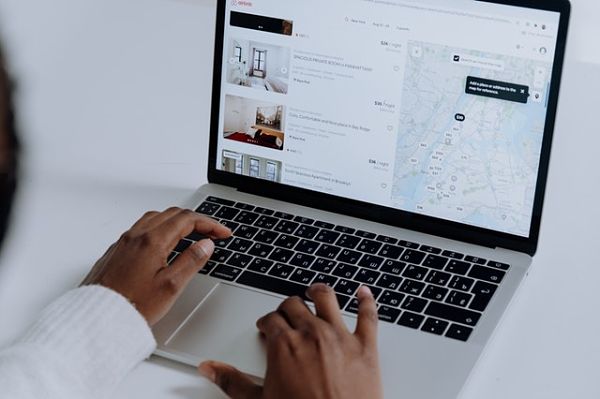 benefits of renting your home on airbnb