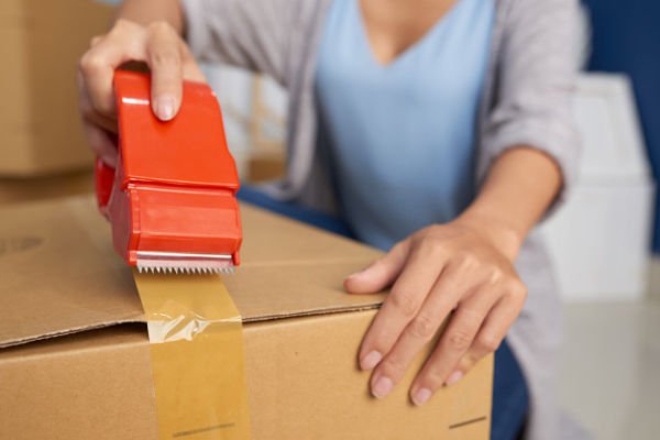saving money moving