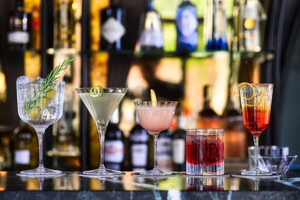 home bar glassware