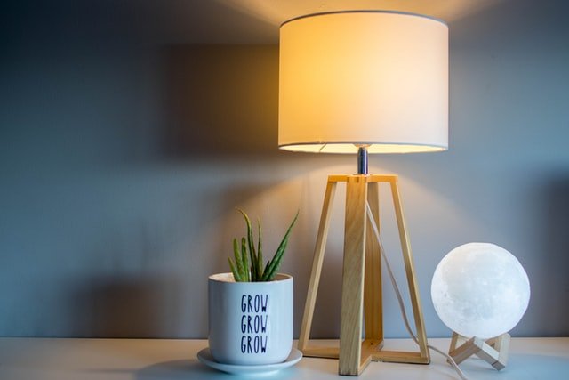 lamp decor for rental