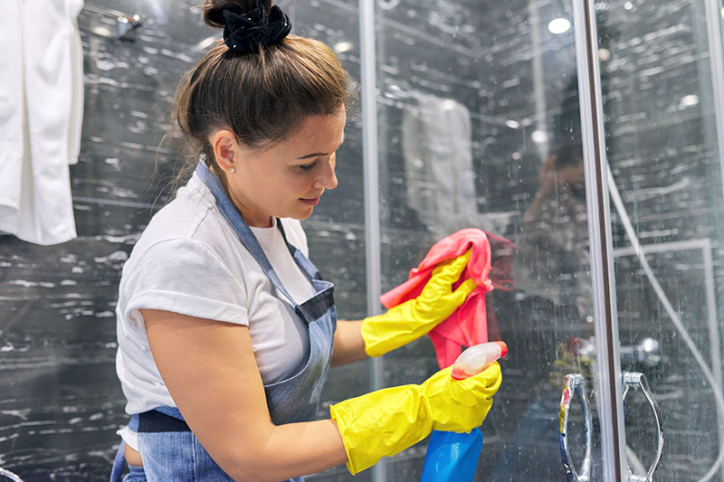 cleaning deep bathroom