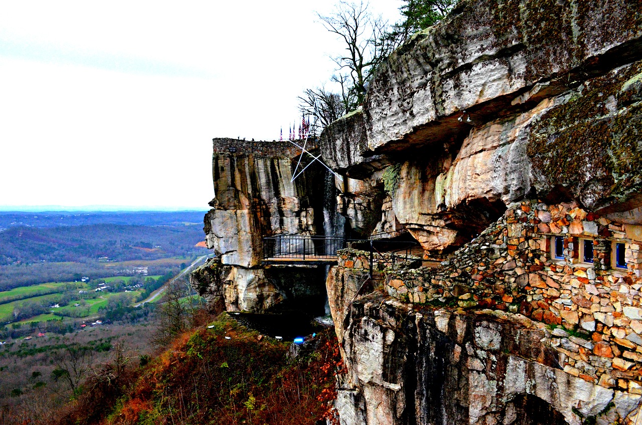 Rock City tourist attraction