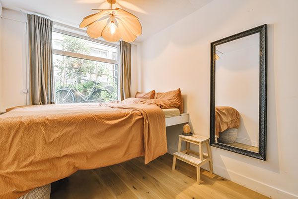orange bedroom