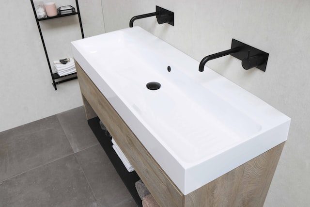 small shelf for bathroom