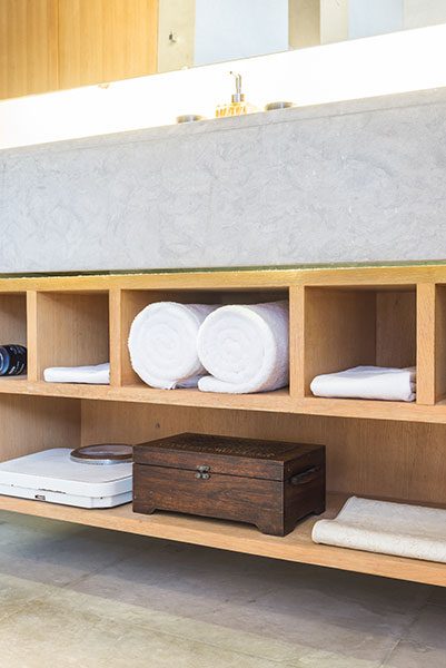 small bath storage
