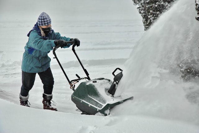 cleaning snow