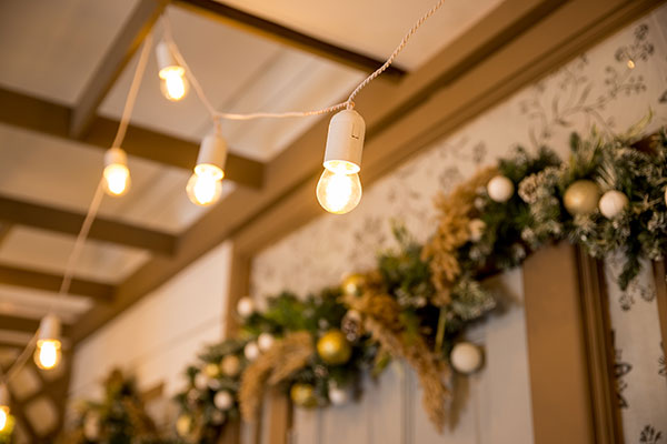 winter decor for porch