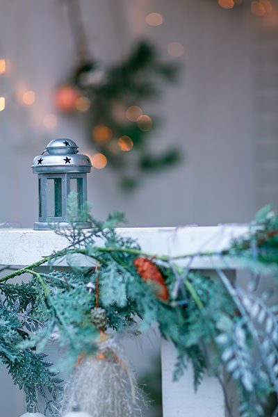 winter porch candles