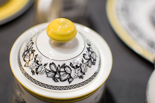 ceramic cookware