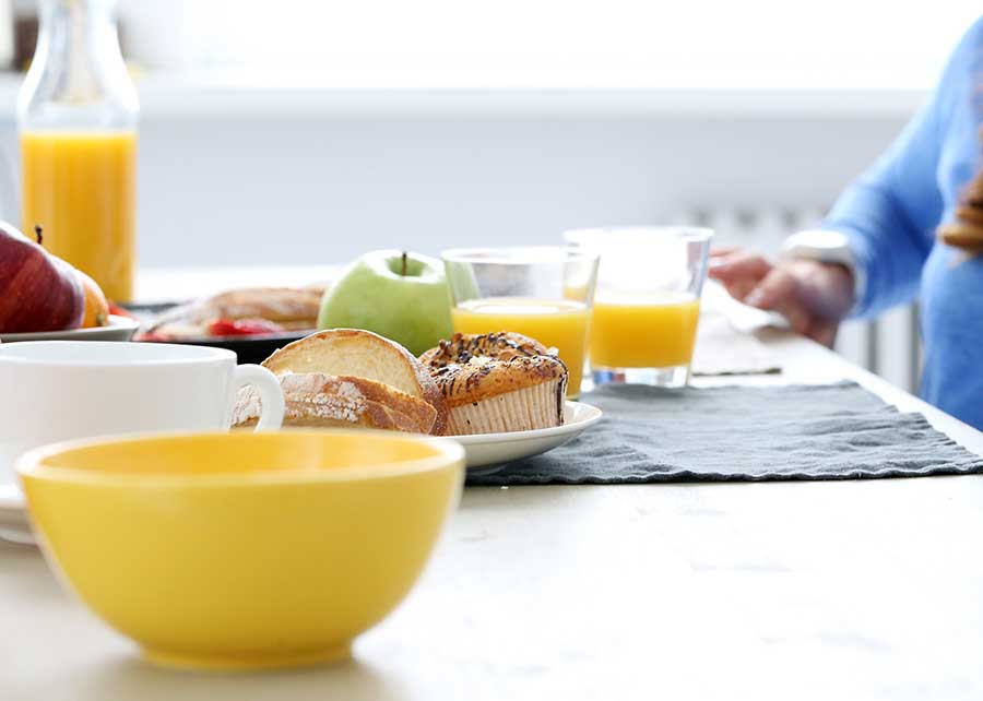 breakfast bar