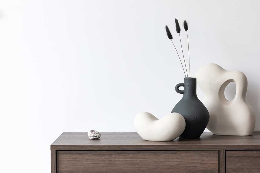 minimal decor