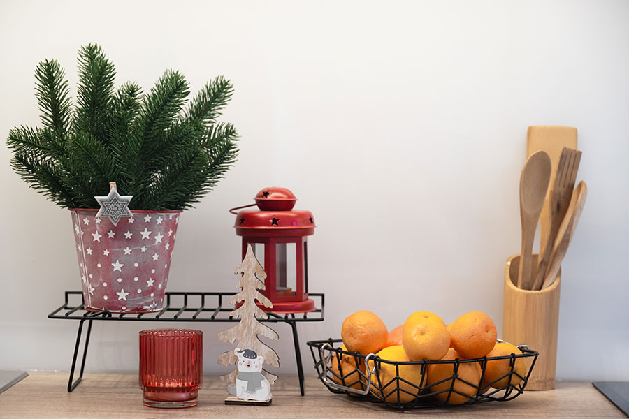 seasonal counter