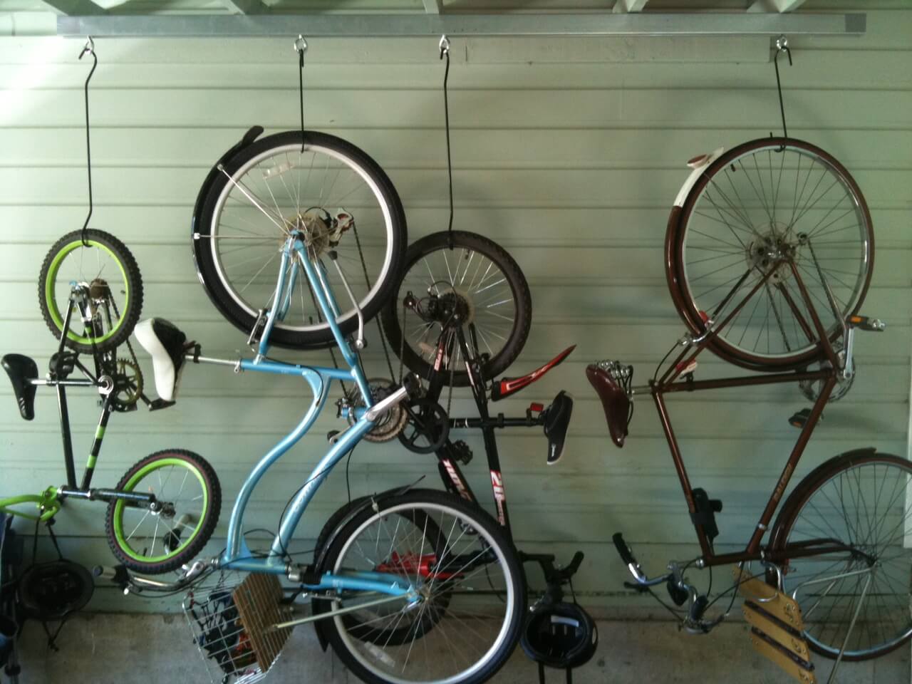 wall bike rack