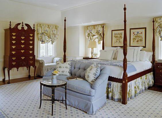 Traditional Bedroom