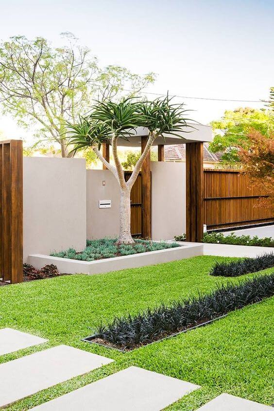 maintain front lawn