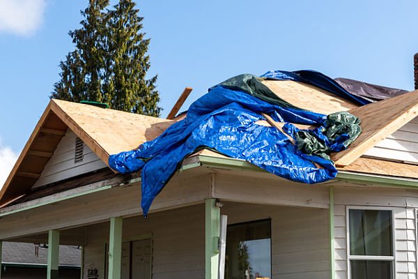 Replacing a roof
