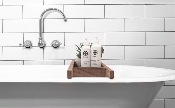 8 Bed and Breakfast Guest Bathroom Essentials