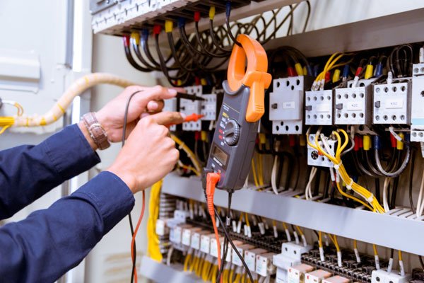 Electrical Contractor Meaning